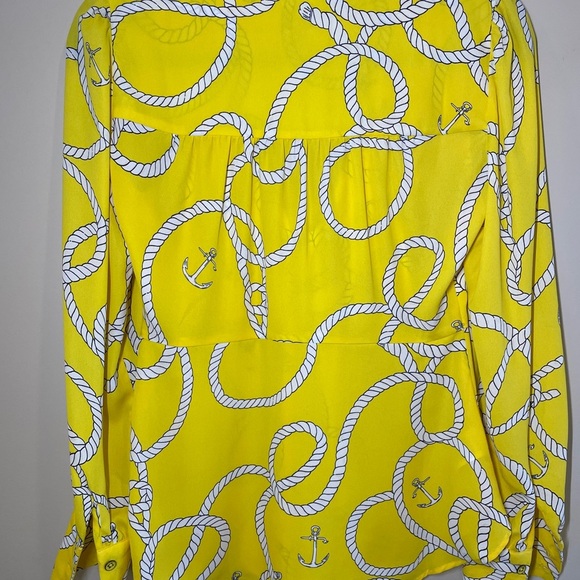 Cabi Reef Knot Blouse #5707 Plunging V-Neck Fitted Waist Bell Sleeve Top XS - Picture 7 of 8